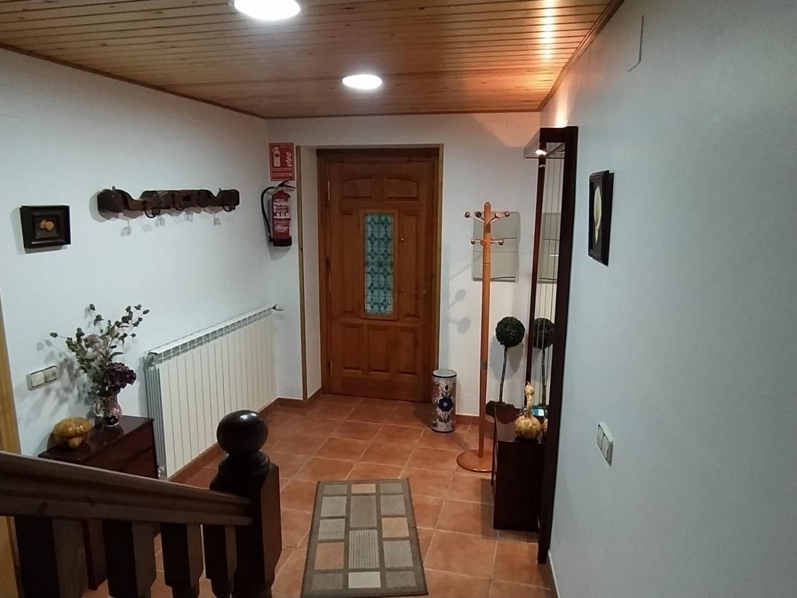 Casa Rural La Maestra Sigues Exterior foto